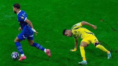 الدوري السعودي، النصر يتقدم على الهلال بهدف في الشوط الأول 