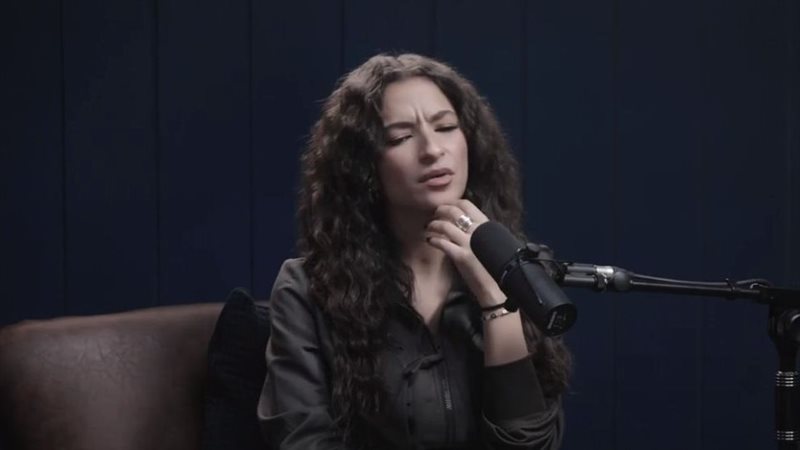 أميرة أديب، فيتو