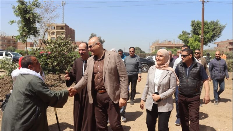 محافظ القليوبية خلال