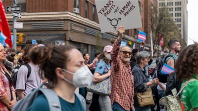 آلاف الأمريكيين يتظاهرون ضد ترامب وإيلون ماسك (صور)