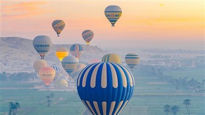 تحسبا للعواصف الترابية، إيقاف رحلات البالون الطائر في الأقصر لمدة 4 أيام