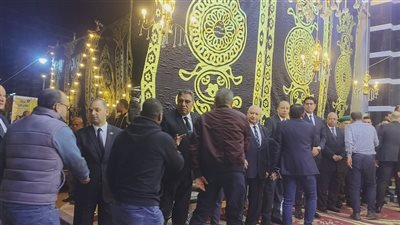 4 محافظين يشاركون محافظ الدقهلية في تلقي عزاء السكرتير العام (فيديو وصور)