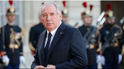 رئيس الوزراء الفرنسي: قرار ترامب بزيادة الرسوم الجمركية خطير وسيسبب أزمة عالمية