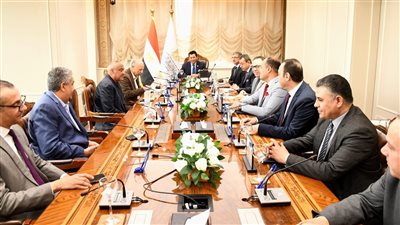 وزير الرياضة يلتقي أبو ريدة لمناقشة استعدادات استضافة أمم أفريقيا تحت 20 عامًا 