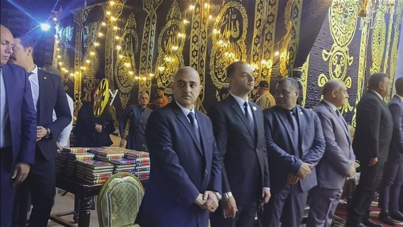 توزيع مصاحف بعزاء