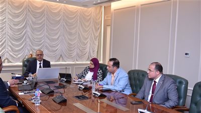 وزير العمل يستقبل مدير عام الأكاديمية العربية السعودية