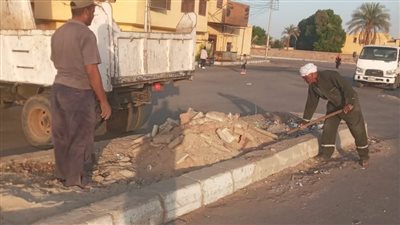  استحداث منفذ مروري جديد أمام شارع الشيخ موسى بالأقصر 