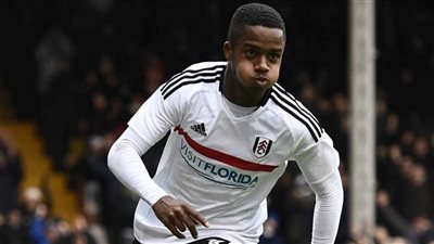 سيسينون يسجل هدف تعادل فولهام في شباك ليفربول 