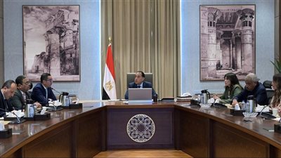رئيس الوزراء يتابع إجراءات تعظيم الاستفادة من منطقة 