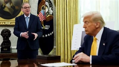 بسبب قرارات ترامب، خبير اقتصادي يكشف كارثة للاقتصاد العالمي في الـ4 سنوات المقبلة