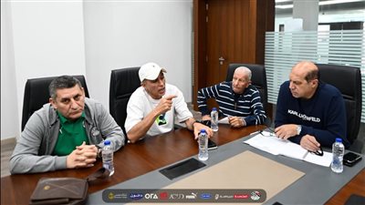 علاء نبيل يجتمع بالأجهزة الفنية للمنتخبات الوطنية لمناقشة ارتباطات المرحلة المقبلة