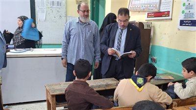 وكيل تعليم الدقهلية يتفقد انتظام العمل بمدارس إدارة شرق المنصورة (صور)