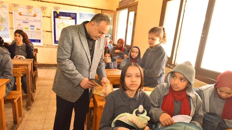 محافظ أسيوط يتفقد