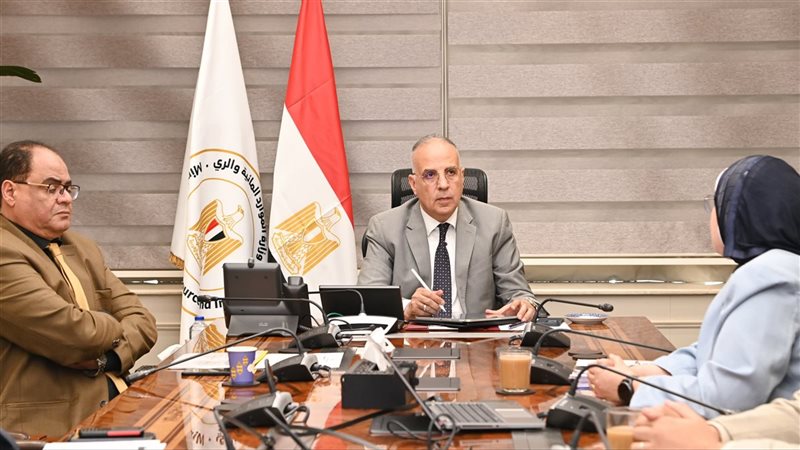 وزير الري الدكتور