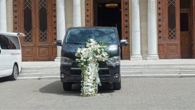  الكنيسة اليونانية بالإسكندرية تستعد لصلاة الجنازة على ميشيل أحد (صور) 