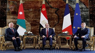  قادة مصر وفرنسا والأردن يؤكدون رفضهم لتهجير الفلسطينيين من أراضيهم