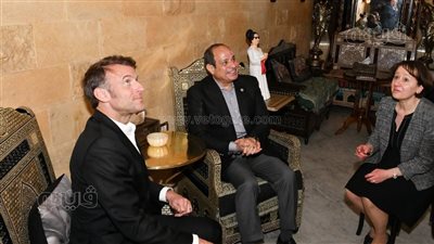 صاحب مقهى أم كلثوم يتحدث عن زيارة الرئيس عبد الفتاح السيسي وماكرون (فيديو وصور)