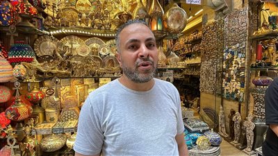 أهالي خان الخليلي يكشفون كواليس زيارة السيسي وماكرون للحي (فيديو وصور)