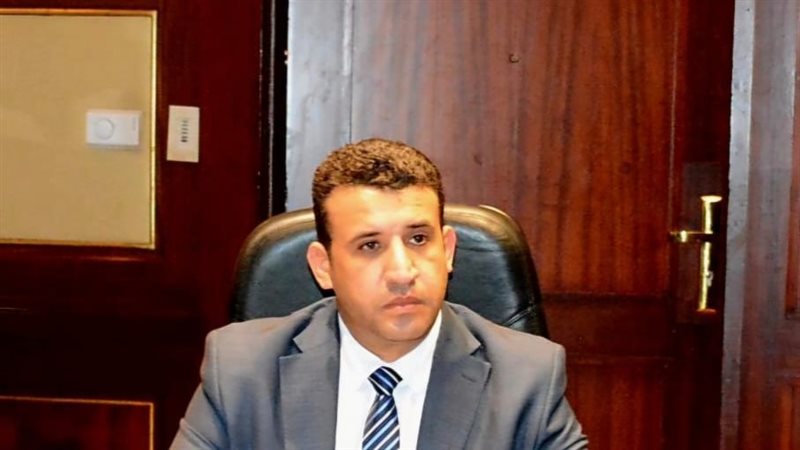 عمرو فتوح رئيس لجنة