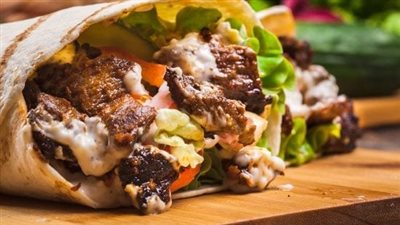طريقة عمل شاورما اللحم بتتبيلة مميزة