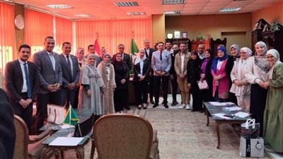  محافظ الشرقية يثمن مجهودات وحدة السكان لخدمة القضية السكانية 