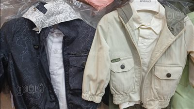 ركود بسوق ملابس الأطفال قبل عيد القيامة المجيد.. البنطلون الجينز يصل لـ 400 جنيه.. والتيشيرت يبدأ من 120.. وهذه طريقة اختيار أفضل أنواع الأقمشة (صور)