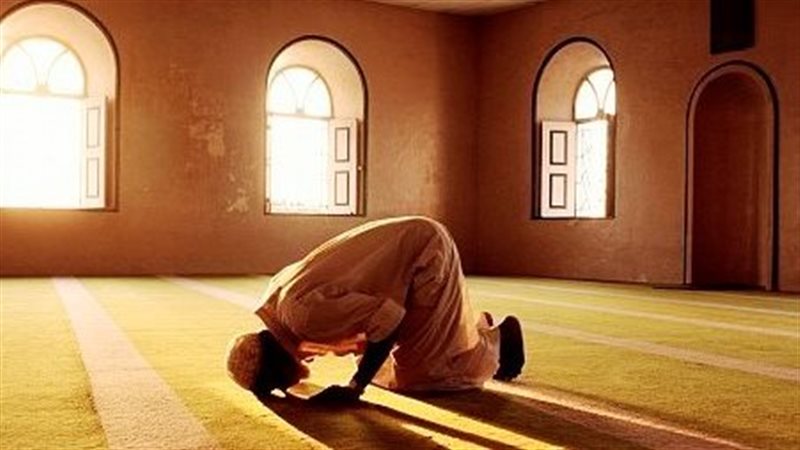 موعد أذان الظهر