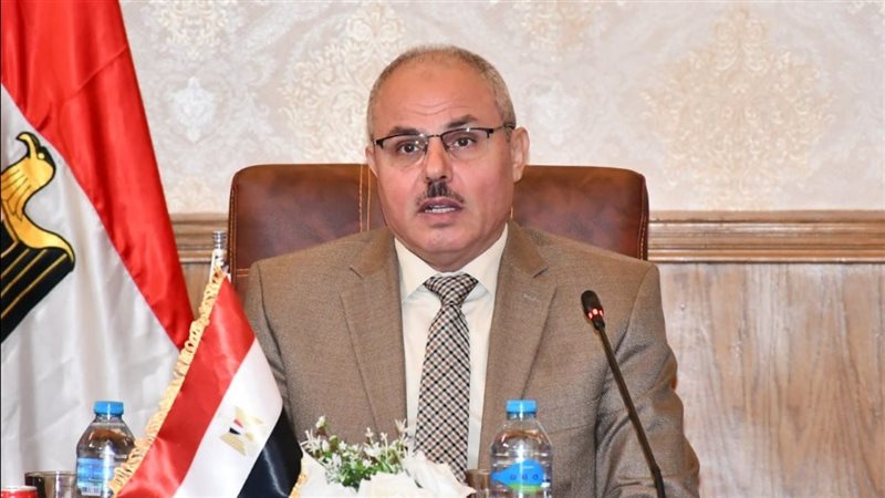 الدكتور ناصر مندور