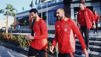 الأهلي يصل ملعب شيخا ولد بيديا استعداد لمواجهة الهلال السوداني 