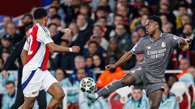 ديكلان رايس يسجل هدف أرسنال الأول في شباك ريال مدريد 