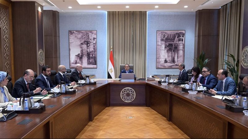 اجتماع برئاسة الدكتور