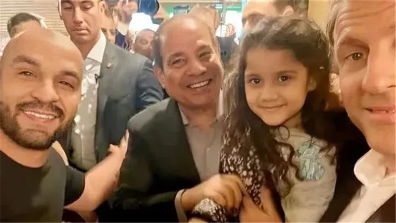 السيسي وماكرون مع