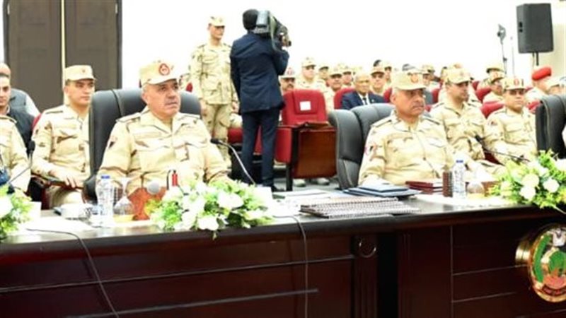 وزير الدفاع والإنتاج