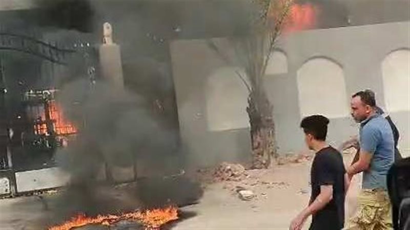 حريق يلتهم مصنع بويات،فيتو