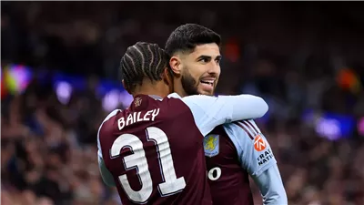 أندية الدوري السعودي تستهدف التعاقد مع ثلاثي أستون فيلا