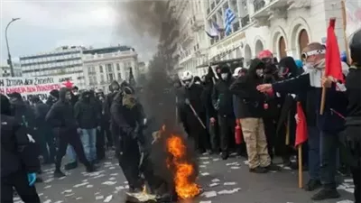 إضراب واسع يشل حركة المواصلات في اليونان 