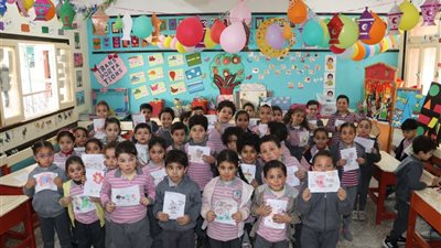 مكتبة مصر بالزقازيق تقدم أنشطة الكشافة والأعمال الفنية لمختلف الأعمار 