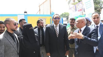 إزالة 20 حالة إشغال طريق خلال حملات مكبرة في قنا