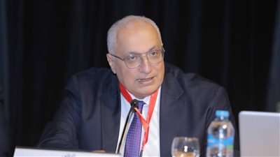 جلسة حوارية على هامش المؤتمر الدولي الأول للعلوم البينية بمكتبة الإسكندرية 