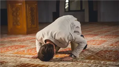 الصلاة عماد الدين، تعرف على شروط صحتها وأهميتها في الإسلام