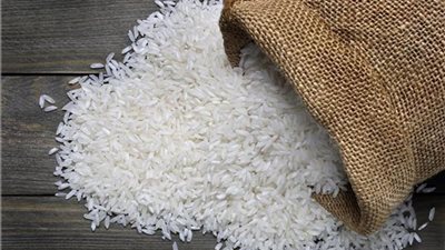 الأبيض رفيع الحبة بـ 25 ألف جنيه، سعر الأرز اليوم الخميس 10-4-2025