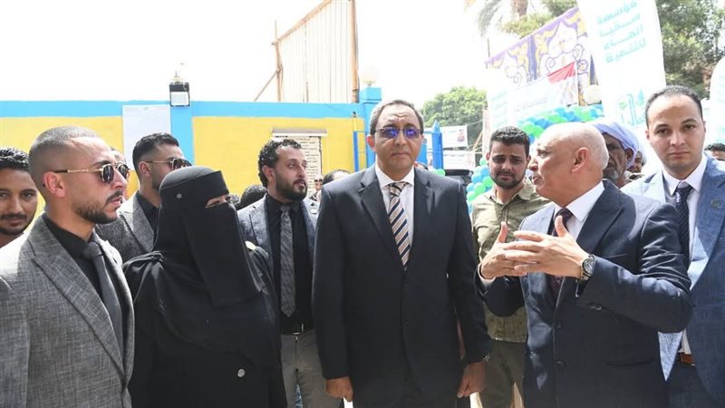 محافظ قنا يوجه بمد