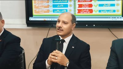 تعليم الإسكندرية يعقد جلسة نقاشية لمديرى المدارس والموجهين بإدارة المنتزه