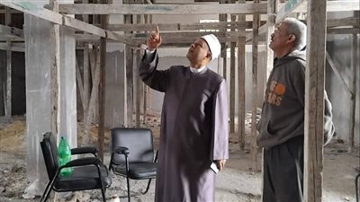 جولة مفاجئة من وكيل الأوقاف بالإسماعيلية على أعمال الصيانة بالمساجد (صور) 