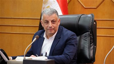 محافظ الإسماعيلية يناقش استعدادات احتفالية إعادة افتتاح النصب التذكاري بجبل مريم (صور) 