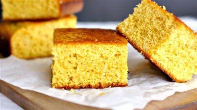 طريقة عمل الكيكة بدقيق الذرة، أرخص وألذ تحلية