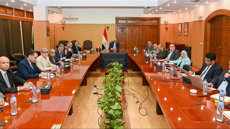 وزير الري، فيتو