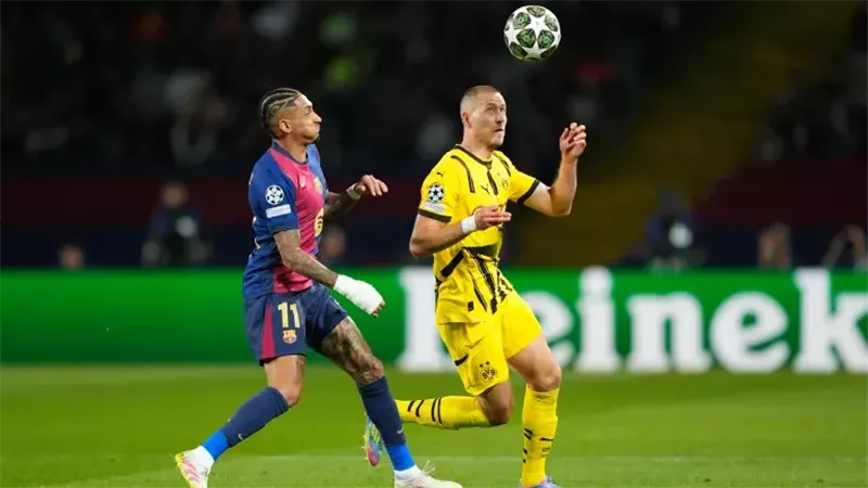 برشلونة ودورتموند،