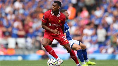 ليس أرنولد، نجم ليفربول يصدم الجماهير ويعرض نفسه على ريال مدريد 