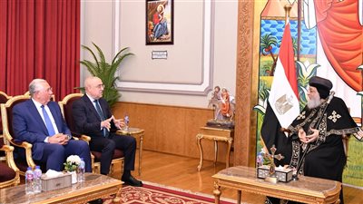 رئيس حزب الجبهة الوطنية والأمين العام يزوران قداسة البابا تواضروس الثاني